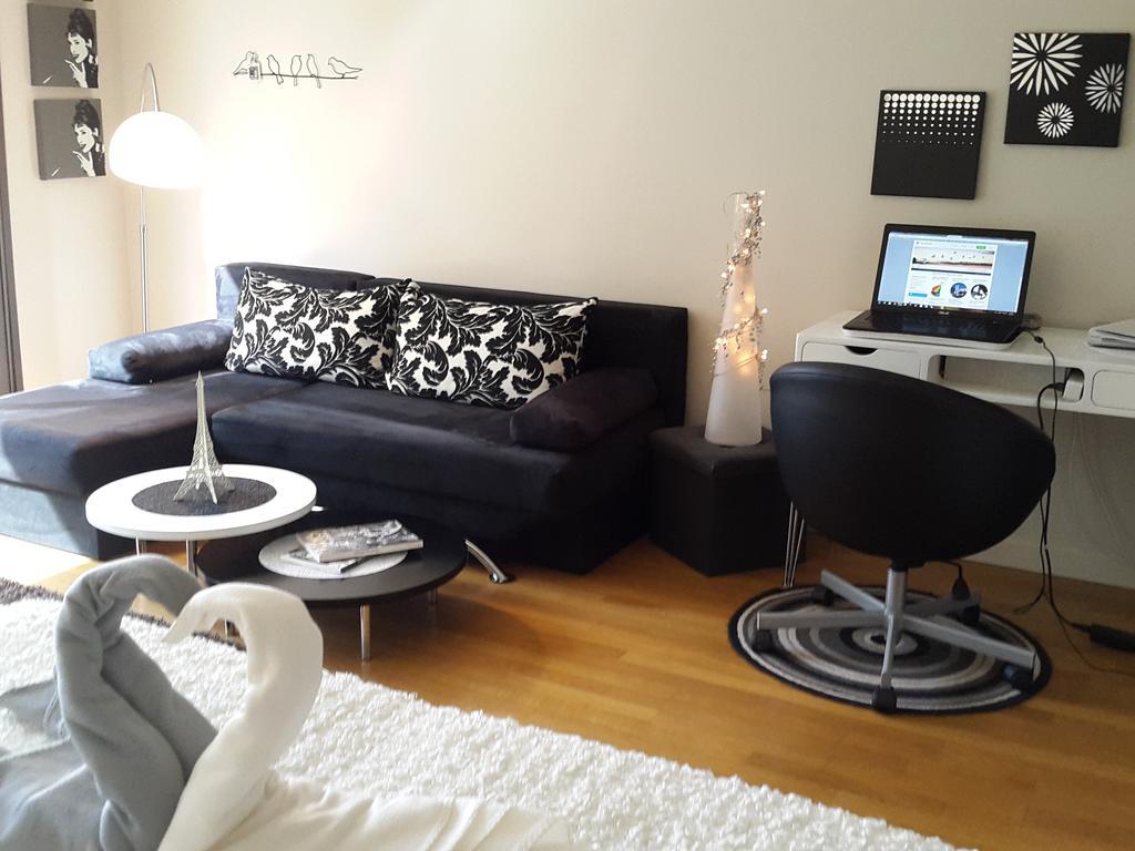 Carnetin Le Parc, Gite Et B&B エクステリア 写真